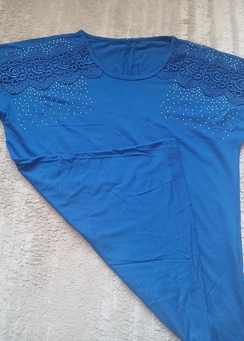 Dantel Detaylı Mavi Kadın Tişört - Görsel 4