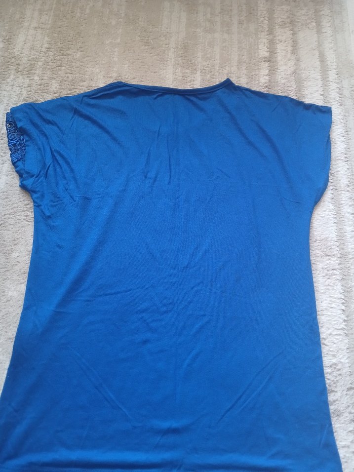 Dantel Detaylı Mavi Kadın Tişört - Görsel 5