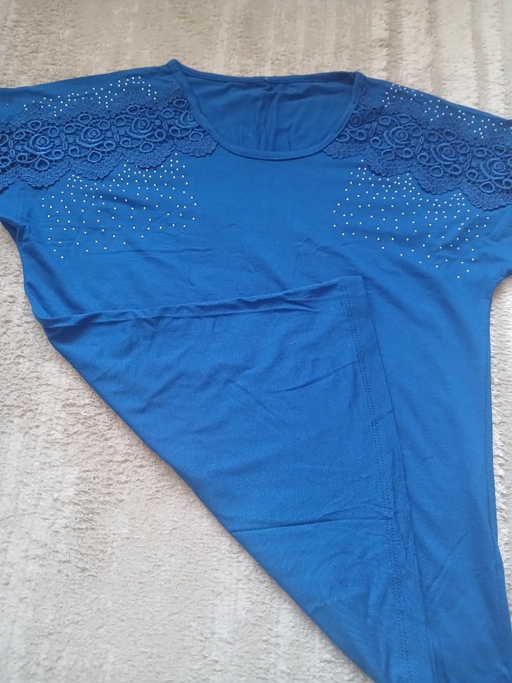 Dantel Detaylı Mavi Kadın Tişört - Görsel 4