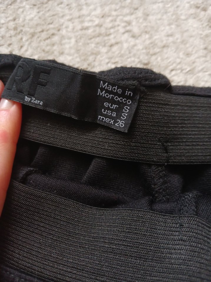 Siyah Pilili  Etek - Görsel 5