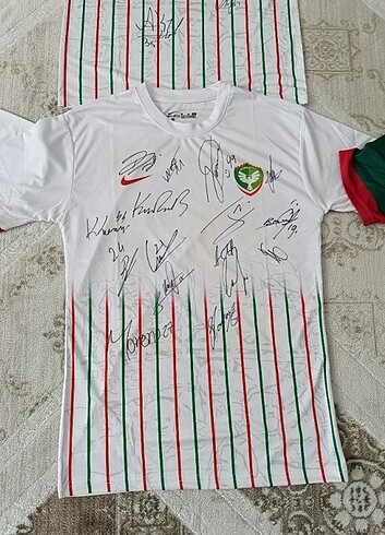 Amedspor imzalı forma
