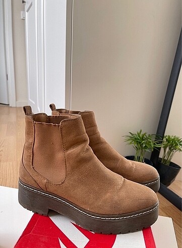 BERSHKA BOT KADIN