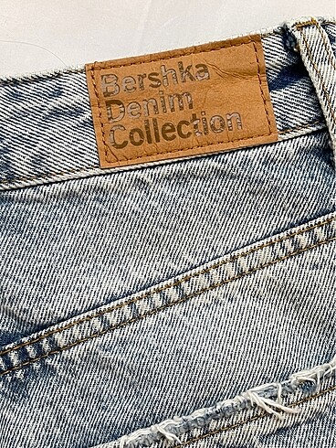 38 Beden BERSHKA JEAN ŞORT