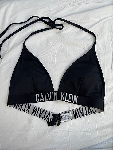 CALVIN KLEIN BIKINI USTU