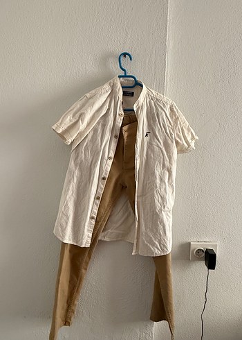 Erkek Çocuk Keten Kısa Kollu Beyaz Gömlek ve pantolon