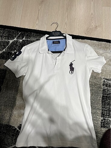 Polo yaka beyaz
