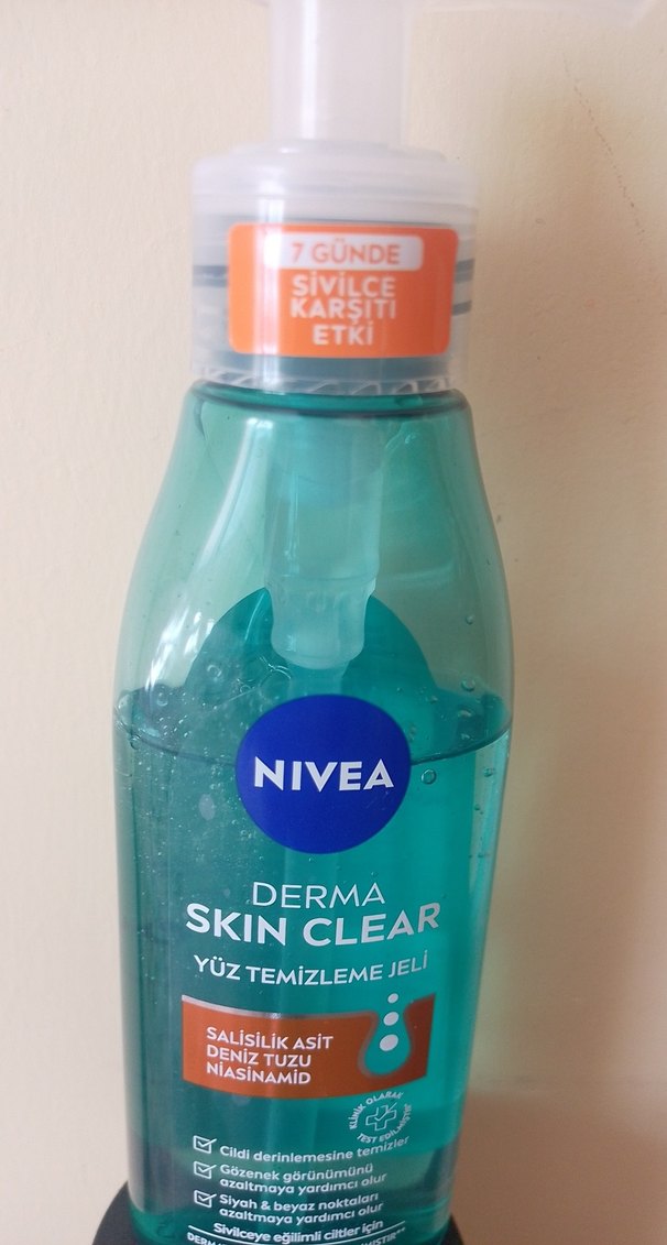 Nivea Derma Skin Clear Yüz Temizleme Jeli - Görsel 2