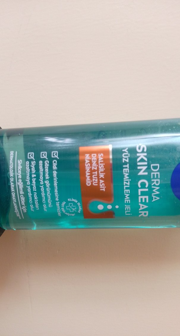 Nivea Derma Skin Clear Yüz Temizleme Jeli - Görsel 3
