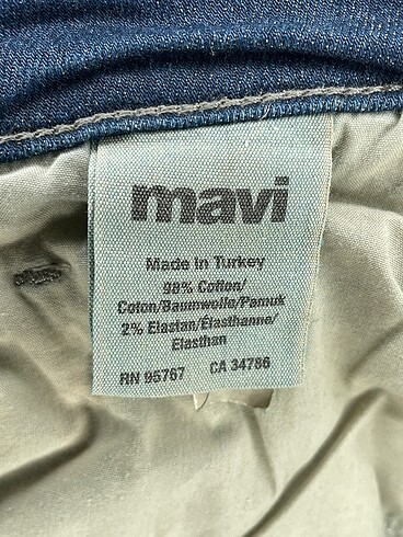 27 Beden mavi Renk Mavi Jeans Jean / Kot %70 İndirimli.