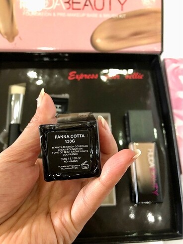 Beden HUDA BEAUTY SET