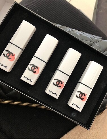 Beden CHANEL RUJ SETİ