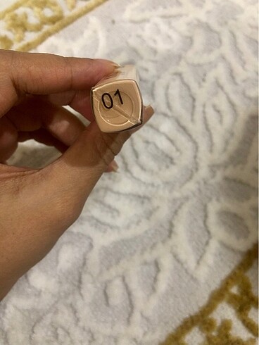  Beden KİKO CONCEALER