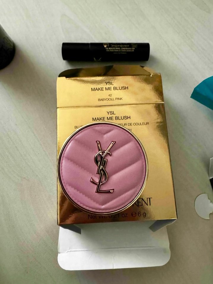 Yves Saint Laurent Parlak Pembe Allık - Görsel 2