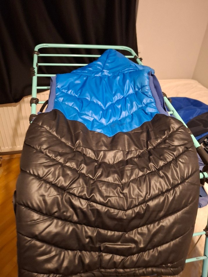 Mavi Siyah Kapitone Spor Yelek - Görsel 3