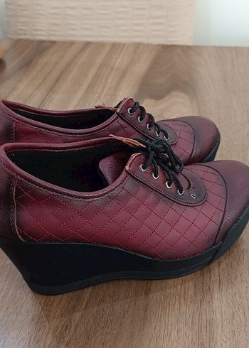 Bordo Kadın Dolgu Topuklu Klasik Ayakkabı 39 - Görsel 3