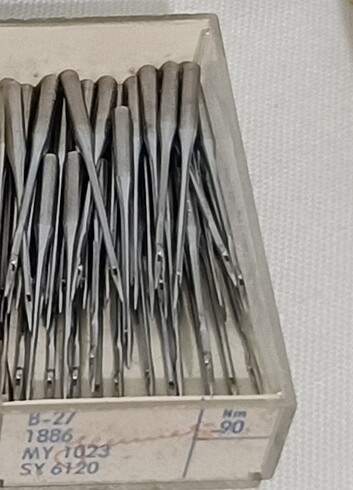  Beden dikiş makine iğnesi ve makina dikiş parçaları 
