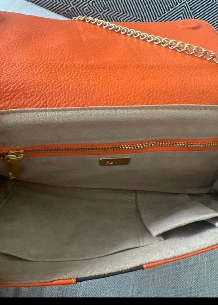 FENDİ Çanta İNDİRİME GİRDİ - Görsel 2