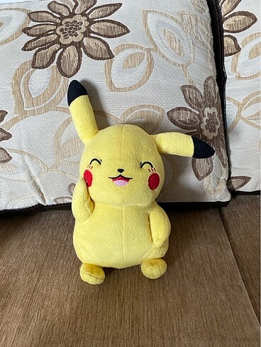 POKEMON PİKACHU