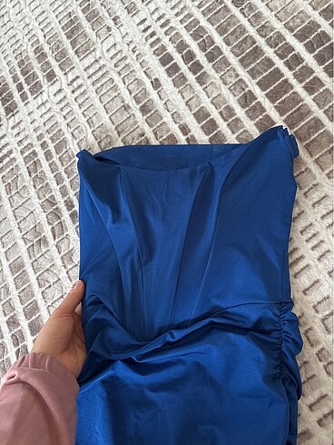 Kısa elbise - Görsel 3