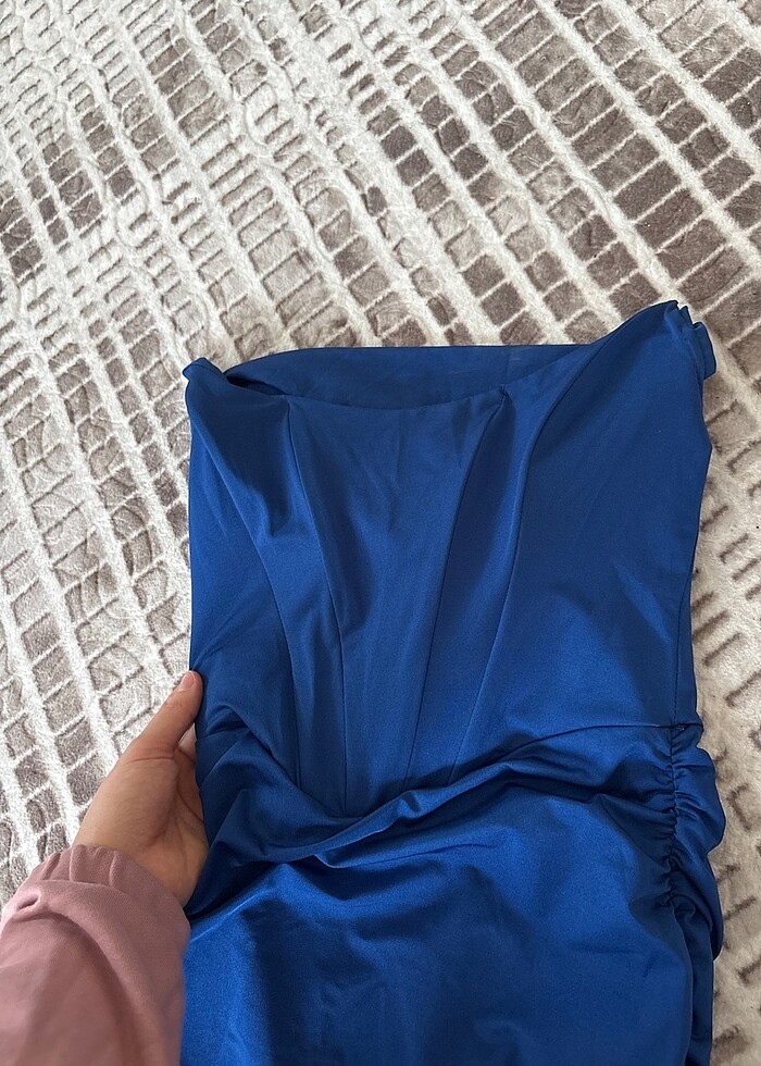 Kısa elbise - Görsel 3