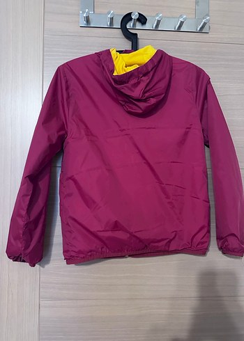 10 Yaş Beden bordo Renk Galatasaray Çocuk Kapüşonlu yağmurluk