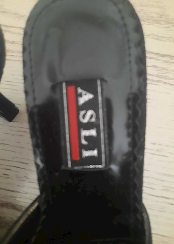 Siyah Yılan Desenli Pilili Stiletto Kadın Ayakkabı - Görsel 8