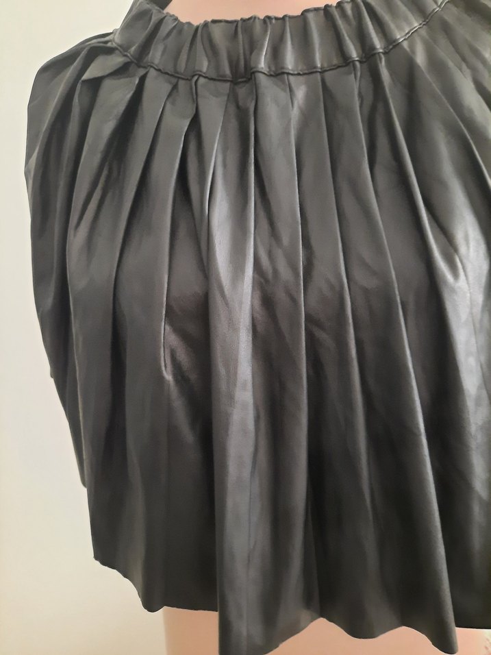 Kadın Siyah Pilili Midi Etek - Görsel 4