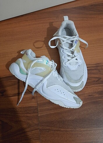 PUMA RISE GLOW WHITE