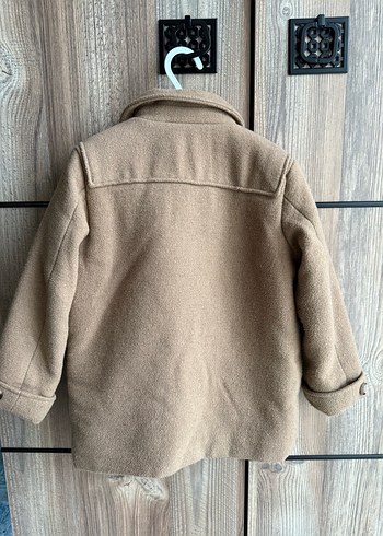 Bej Erkek Çocuk Düğmeli Kaban - Görsel 3