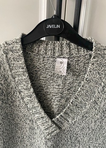 Gri V Yaka Kolsuz Örgü Kadın Süveter - Görsel 2