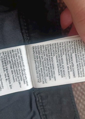 Siyah Kısa Kadın Denim Şort - Görsel 5