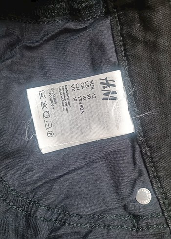 Siyah Kısa Kadın Denim Şort - Görsel 4