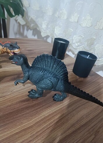  Oyuncak haraketli dinozor koleksyonu