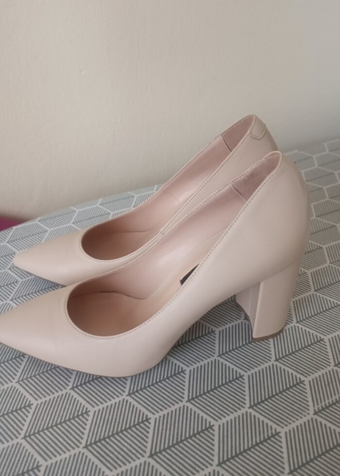 Topuklu ayakkabı - Görsel 2