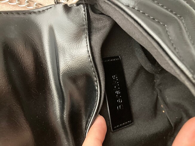  Beden Bershka Çanta