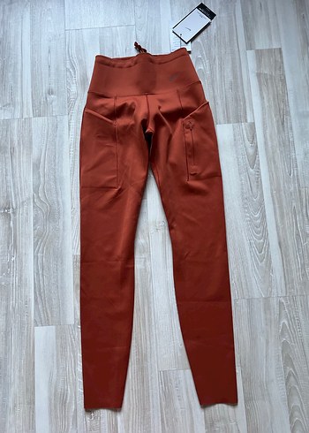 Dik Kesim Fermuarlı Kadın Tayt - Görsel 6