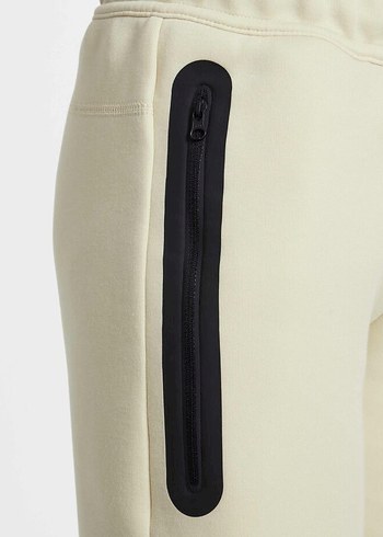 Nike Bej Bağcıklı Erkek Çocuk Şort - Görsel 3