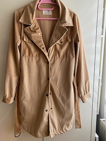 Trenchcoat . S- M uyumludur.