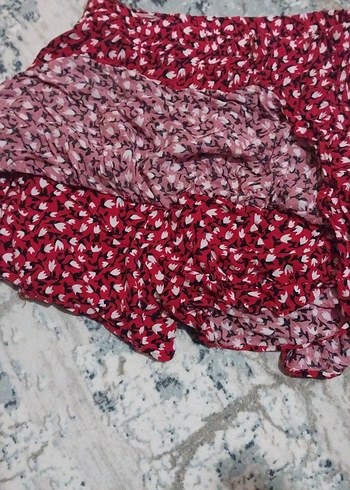 Kırmızı Fırfırlı Mini Şort Etek - Görsel 3