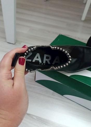 Siyah Deri Yüksek Topuklu Gotik Botlar - Görsel 6