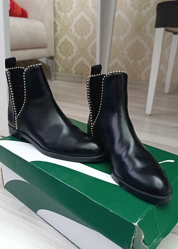 Siyah Deri Yüksek Topuklu Gotik Botlar - Görsel 7