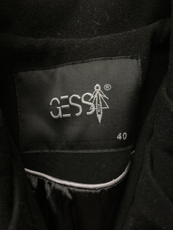 Kemerli Siyah Kısa Kaban - Görsel 3