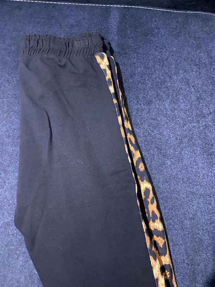 Leopar Desenli Siyah  Kadın Eşofman - Görsel 3