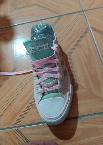 Beyaz Pastel Renkli Adidas Bağcıklı Kadın Spor Ayakkabı - Görsel 2