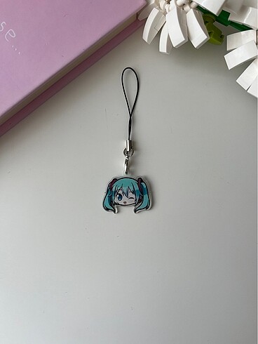 Hatsune Miku Telefon Charmı