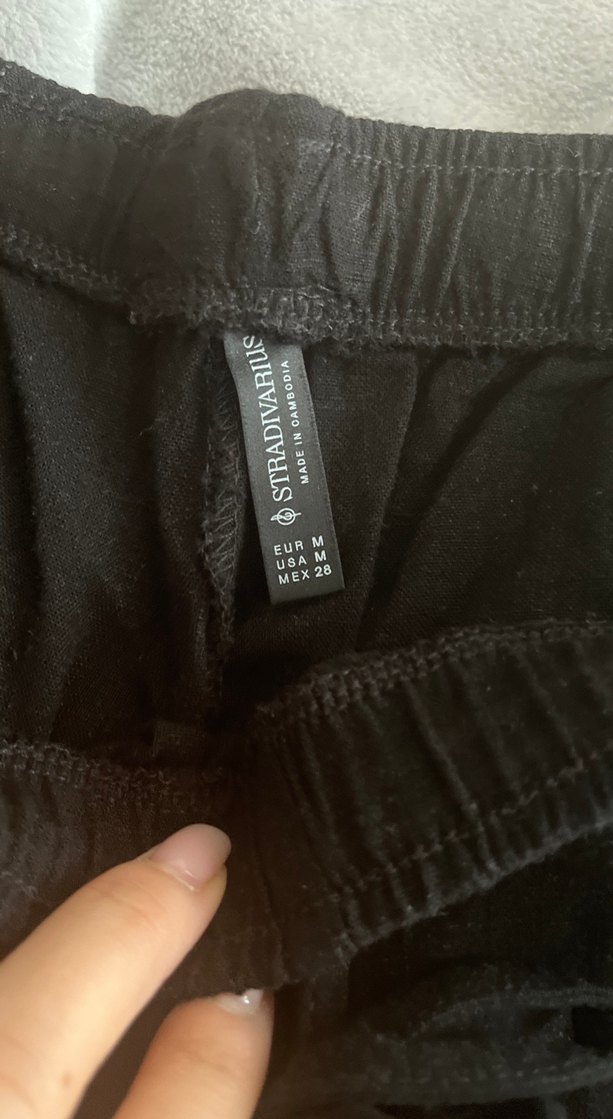 Stradivarius Siyah Keten Pantolon - Görsel 2