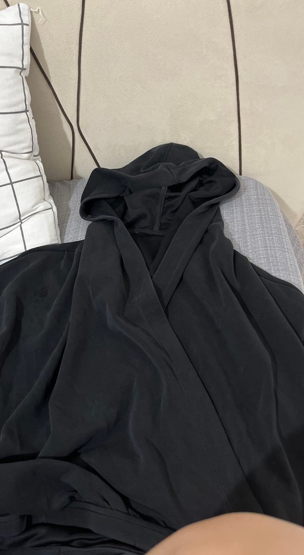 Drapeli Siyah V Yaka Kadın Sweatshirt - Görsel 2