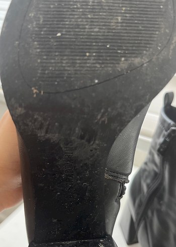 Kadın Siyah Deri Topuklu Bot - Görsel 4