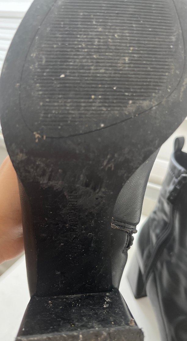 Kadın Siyah Deri Topuklu Bot - Görsel 4