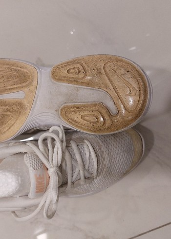 Nike Beyaz Bağcıklı Spor Kadın Sneaker orjinal - Görsel 3